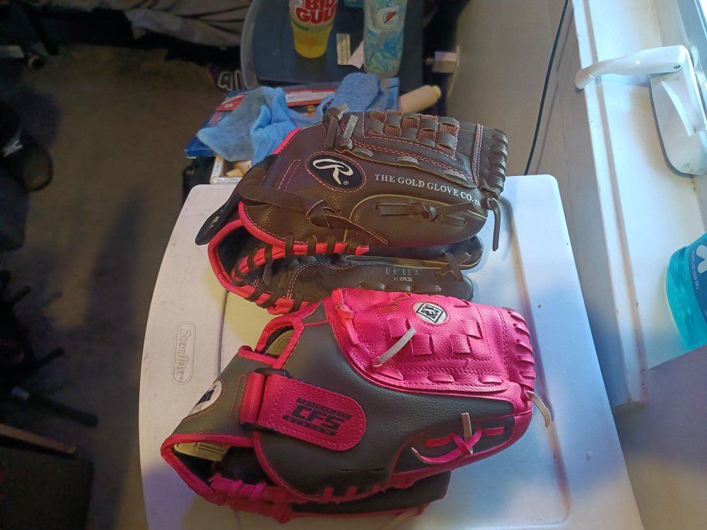 Rawlings Fast Pitch Softball Gloves
