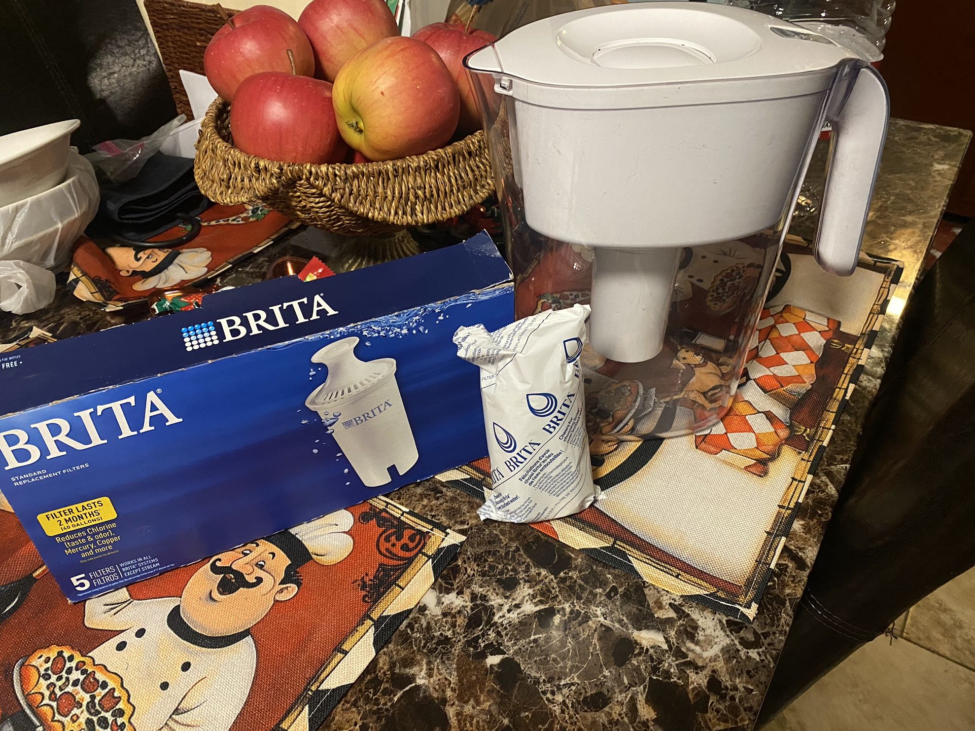 Brita picture and five water filters new never been used