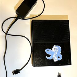 Xbox One 365gb Working Good. Give Me A Good Offer Or Trade For Gaming Pc