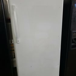 Ge Haier Up Right Freezer 21cf Frost Free 