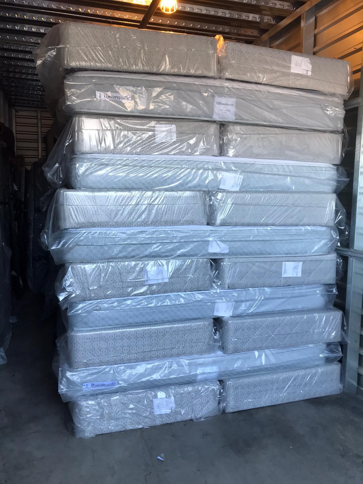 New King Size Serta Mattress And Box Spring