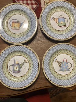 Watering Can Salad Plate Set