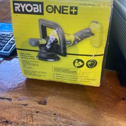 RYOBI Polisher + Battery 125$
