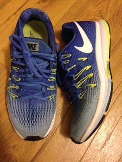 WMNS NIKE AIR ZOOM PEGASUS 3 size 8