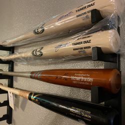 HOUSTON ASTROS SIGNED BATS/ PLAYER ISSUED BATS