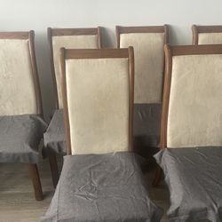 6 Dining Chairs And table