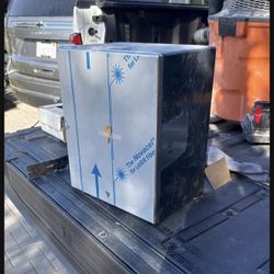 BOBRICK Surface Mounted Automatic Universal Role Paper Towel Dispenser