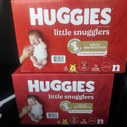 Diapers / Huggies / Pampers 