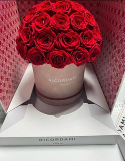 Ricordami Medium Dome Pink Suede Red Forever Lasting Roses