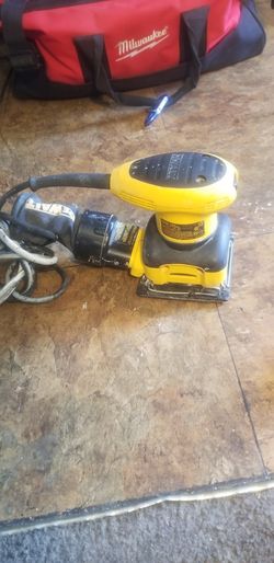 RIDGID & DEWALT 1/4 INCH PALM SANDERS (35$ EACH)