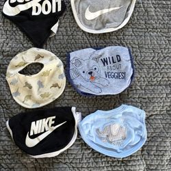 Baby Bibs Fairly Used