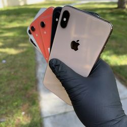 iPhone 8 / 8 Plus / X / XR / XS Max & Unlocked / International Available