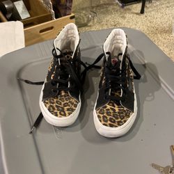 Sz 4 Girls Vans Leopard 