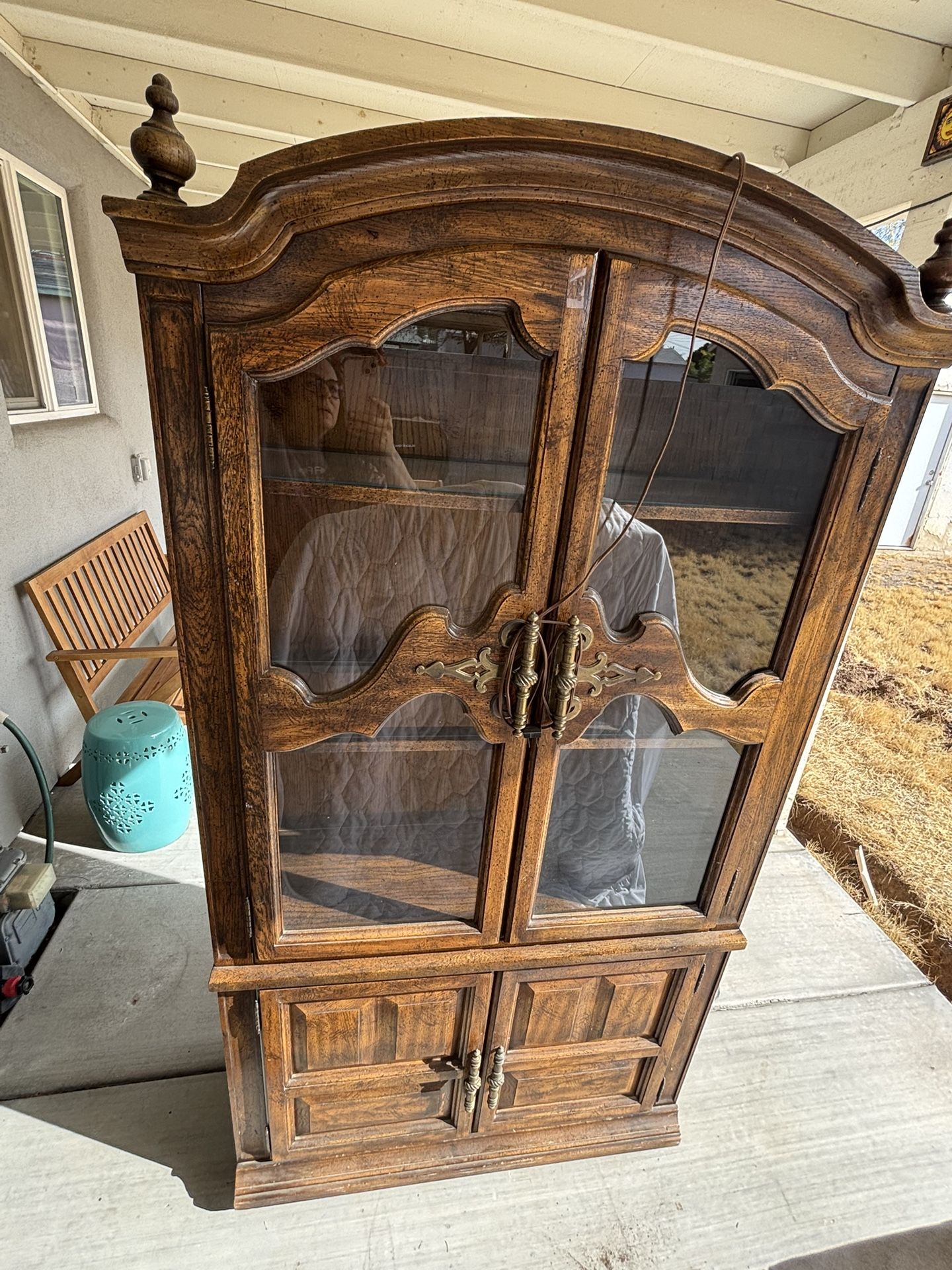 China Cabinet From The 1960/70’s 