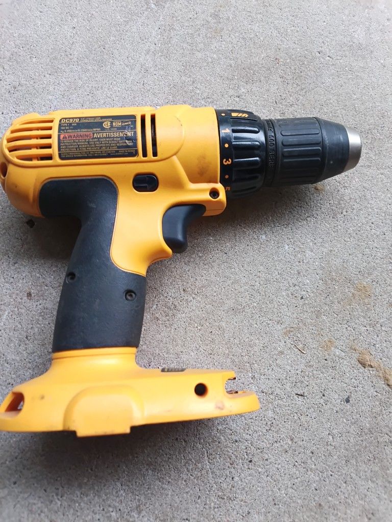 DEWALT