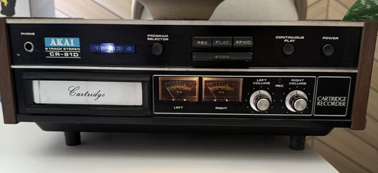 Vintage AKAI 8 track stereo