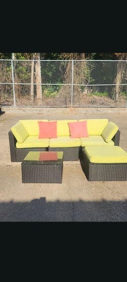 Premium Patio Conversation Set ' Deep Seating, Ottoman and Coffee Table