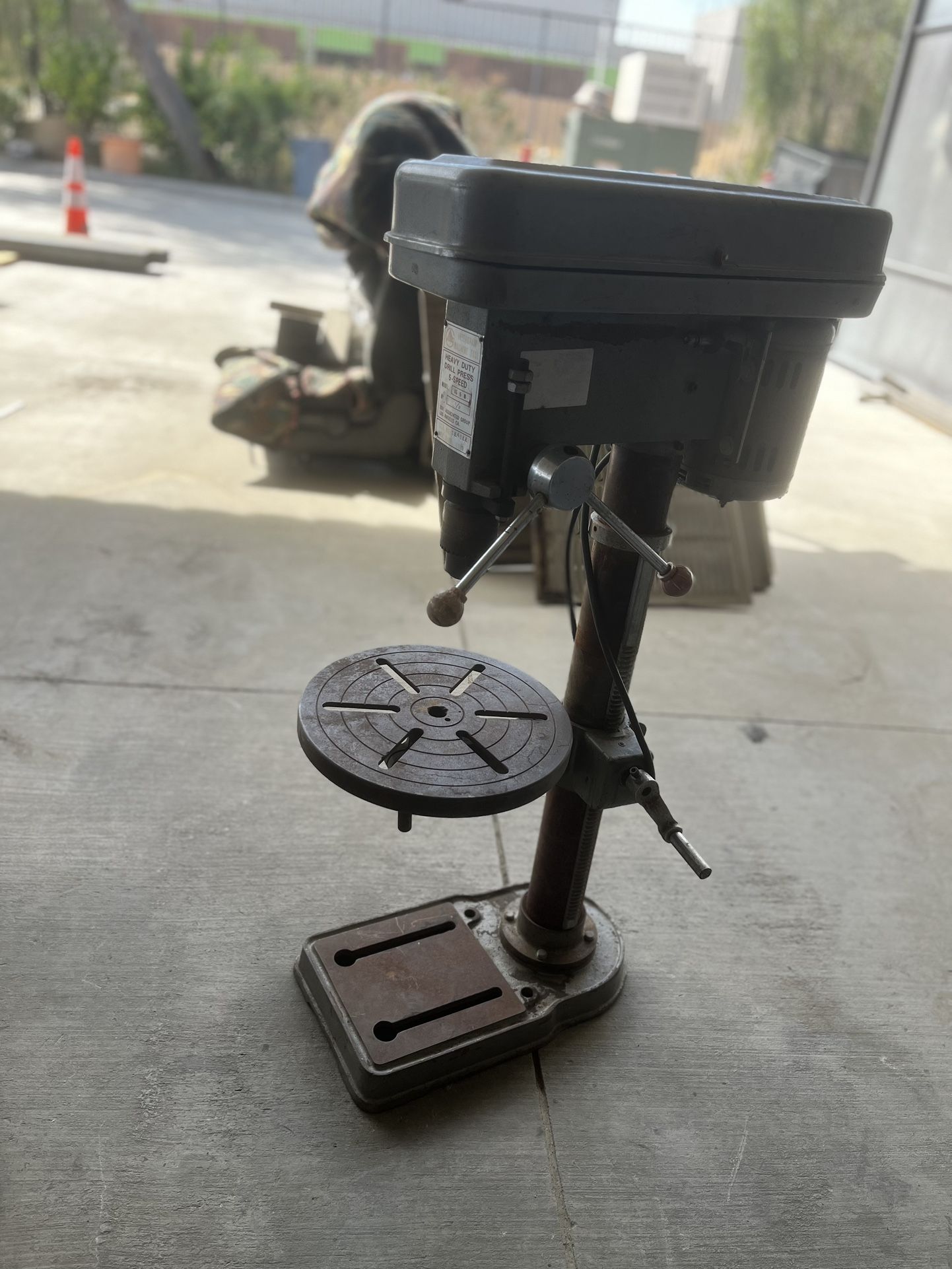 Heavy Duty 1/2 Horsepower Drill Press