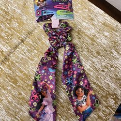 Disney Encanto 4 Pack Hair Barrettes & Scrunchie
