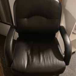 Black Leather Chair 