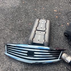 Stock/ OEM Chrome Grille Infiniti G37 Sedan 