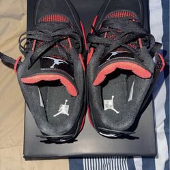 Jordan 4s Red Thunder Size11
