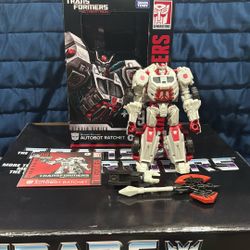 Transformers War For Cybertron - Studio Series Ratchet 