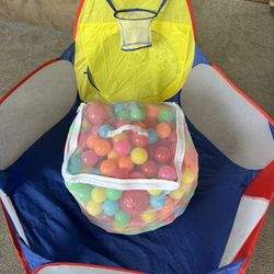 Ball Pit With Tunnel And Balls