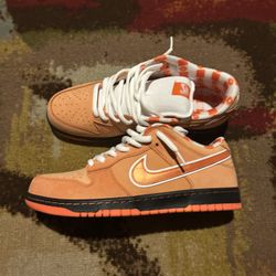 nike orange lobsters dunks size 12 with box and all