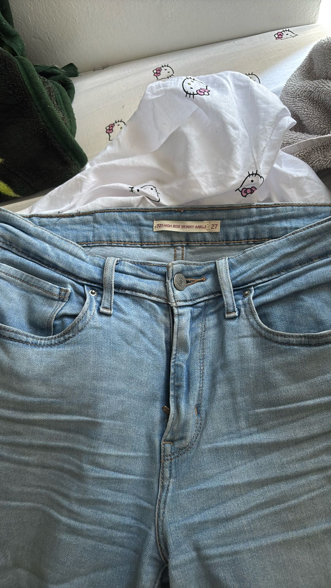 Levi Jeans Size27