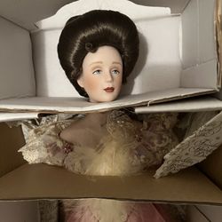 Franklin Heirloom Doll New Inbox