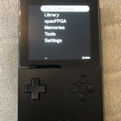Analogue Pocket Fpga Handheld - Lightly Used. 