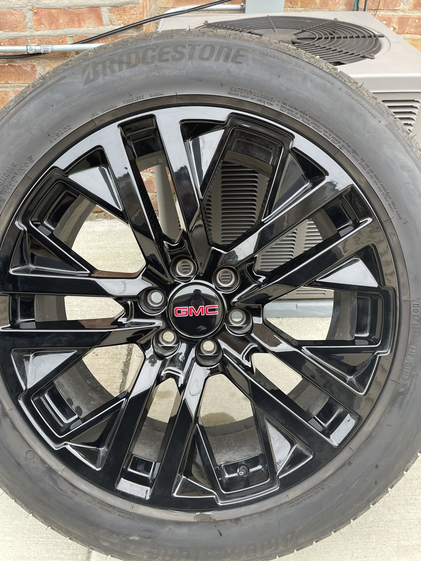 GMC OEM Wheels & Tires for Sale in Chicago, IL - OfferUp