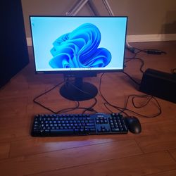 LENOVO M70q  AIO Computer