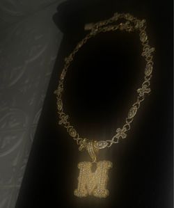 18k Gold plated M pendant & cross/eye chain