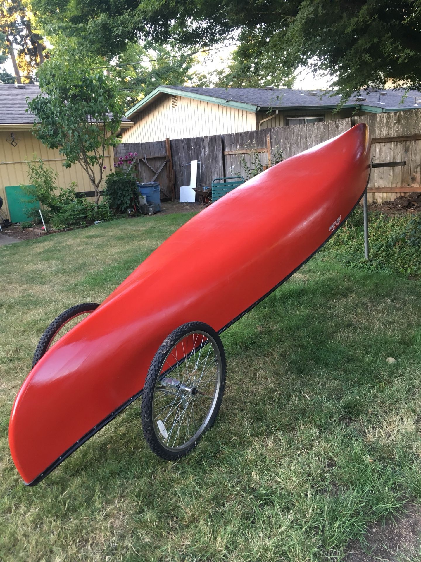 Canoe Old Town Discovery 169