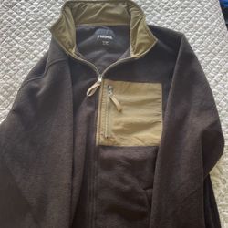RSQ Fleece Large Jacket—Redlands pick up