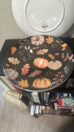 NEW FALL TABLEWARE-6 plates