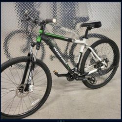 Nishiki 29er Size Large Wheels 29er Speeds 21 Disc Brakes  