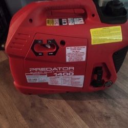 Predator Super Quiet Inverter 1400 Watts Starting 1100 Running Watts 