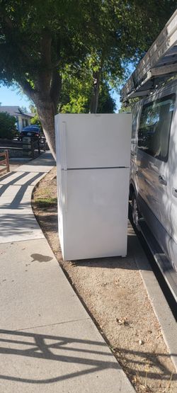 Free Whirpool fridge