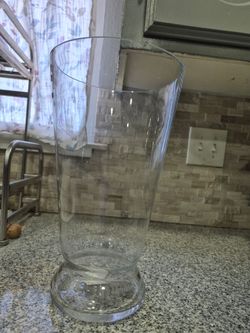 Clear GLASS Flared Vase