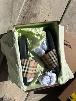 Burberry Vintage Check Slides Size 43 / US 10 – NEW w/ Box