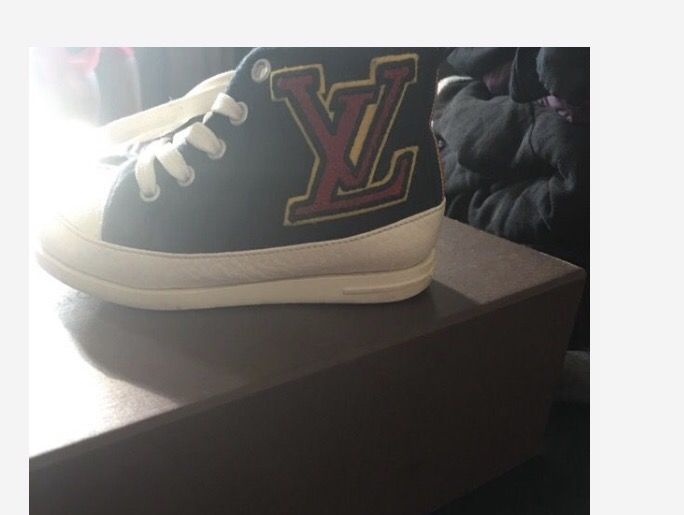 LV boys converse