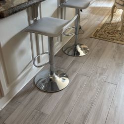 Island Kitchen seats (2)