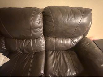 Couch 600$