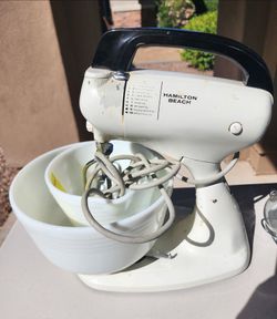 1938 Hamilton Beach Stand Working Mixer + 2 Original Bowls