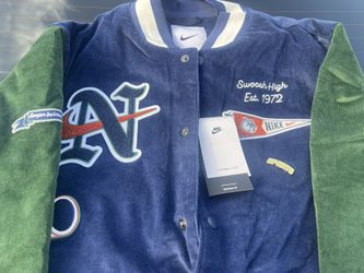 Brand New Mens Nike Jacket