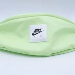 New With Tags Nike Lime Bright Green Fanny Pack.