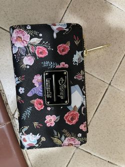Loungefly Wallet Alison In Wonderland